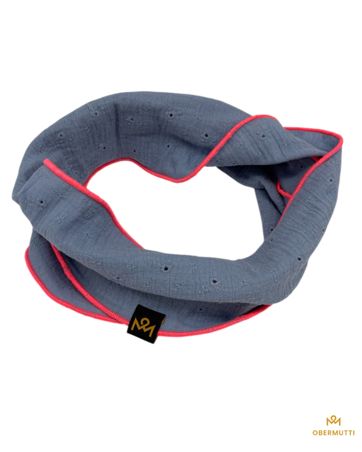 Preview: Schal aus Baumwolle in der Farbe hellblau Lochstickerei